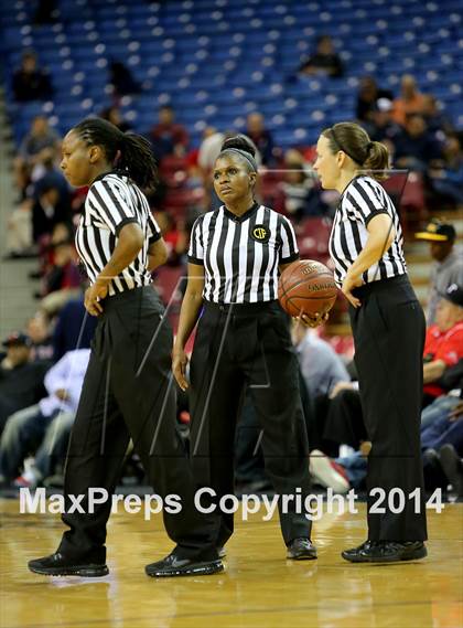 Thumbnail 3 in Pleasant Grove vs Canyon Springs (CIF State D1 Final) photogallery.
