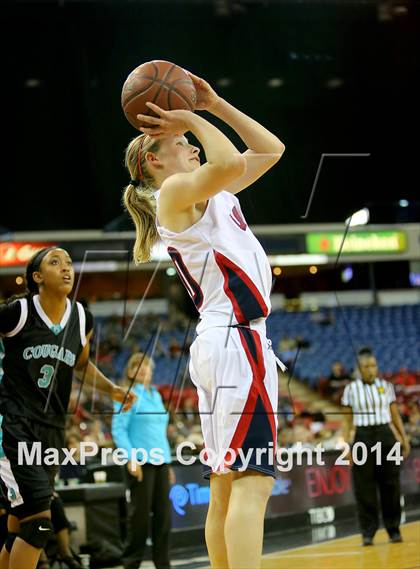 Thumbnail 2 in Pleasant Grove vs Canyon Springs (CIF State D1 Final) photogallery.