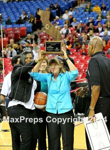 Thumbnail 3 in Pleasant Grove vs Canyon Springs (CIF State D1 Final) photogallery.