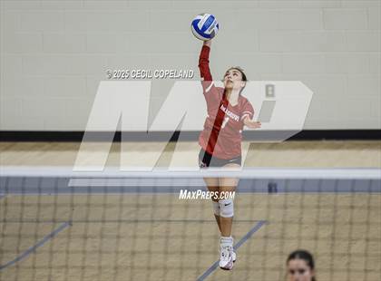 Thumbnail 3 in Harrison vs. Hillgrove (Region 3AAAAAA Championship) photogallery.