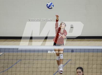 Thumbnail 1 in Harrison vs. Hillgrove (Region 3AAAAAA Championship) photogallery.