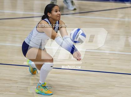 Thumbnail 1 in Harrison vs. Hillgrove (Region 3AAAAAA Championship) photogallery.