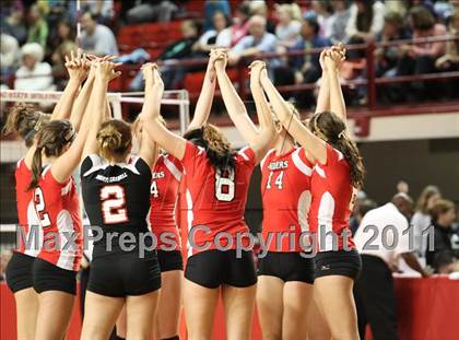 Thumbnail 3 in Cardinal Gibbons vs North Iredell (NCHSAA 3A Final) photogallery.
