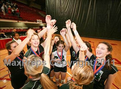 Thumbnail 3 in Cardinal Gibbons vs North Iredell (NCHSAA 3A Final) photogallery.