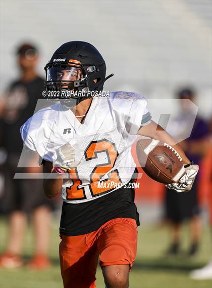 Thumbnail 2 in Mission Oak @ Selma (Scrimmage) photogallery.