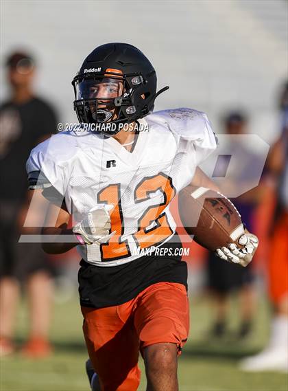 Thumbnail 3 in Mission Oak @ Selma (Scrimmage) photogallery.
