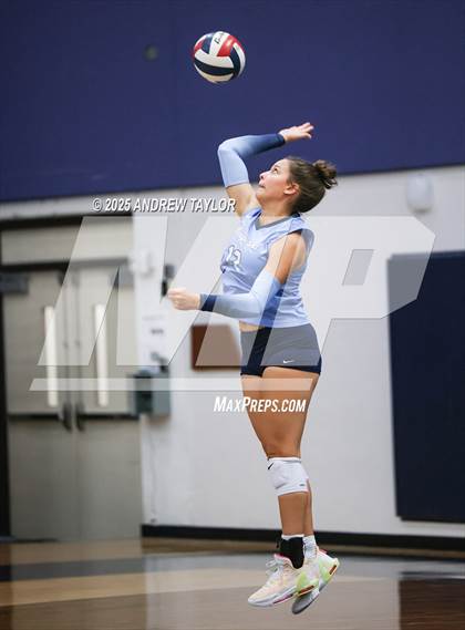 Thumbnail 3 in Goose Creek Memorial @ Kingwood photogallery.