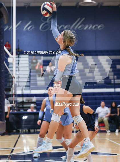 Thumbnail 3 in Goose Creek Memorial @ Kingwood photogallery.