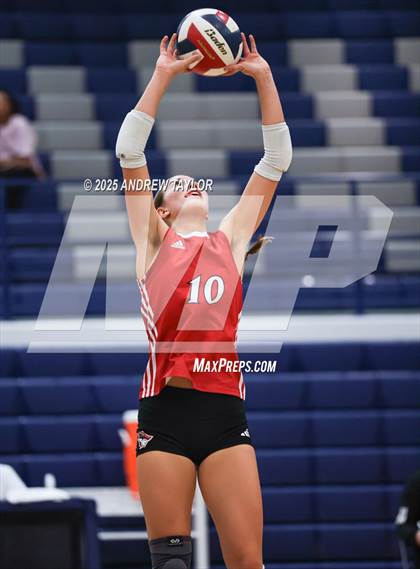 Thumbnail 2 in Goose Creek Memorial @ Kingwood photogallery.