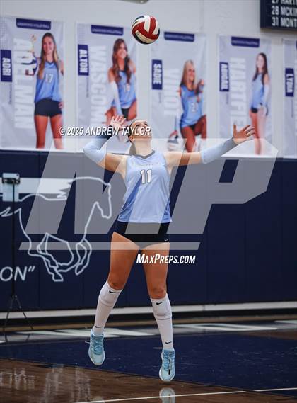 Thumbnail 1 in Goose Creek Memorial @ Kingwood photogallery.