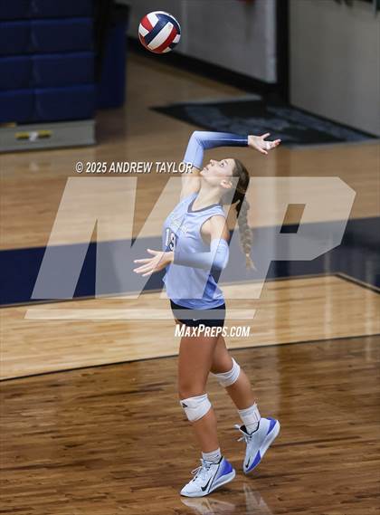Thumbnail 2 in Goose Creek Memorial @ Kingwood photogallery.
