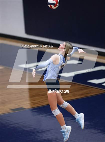 Thumbnail 3 in Goose Creek Memorial @ Kingwood photogallery.