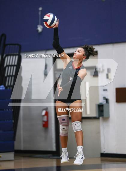 Thumbnail 2 in Goose Creek Memorial @ Kingwood photogallery.