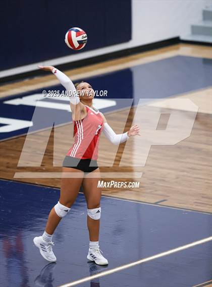 Thumbnail 2 in Goose Creek Memorial @ Kingwood photogallery.