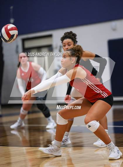 Thumbnail 1 in Goose Creek Memorial @ Kingwood photogallery.