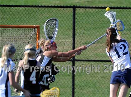 Thumbnail 1 in Warwick @ Penn Manor photogallery.