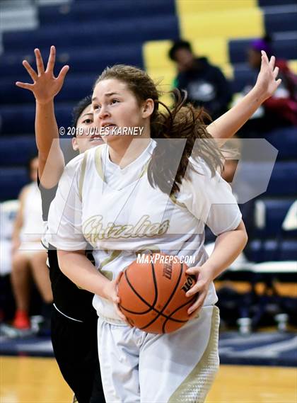 Thumbnail 1 in Sierra Vista vs Spring Valley photogallery.