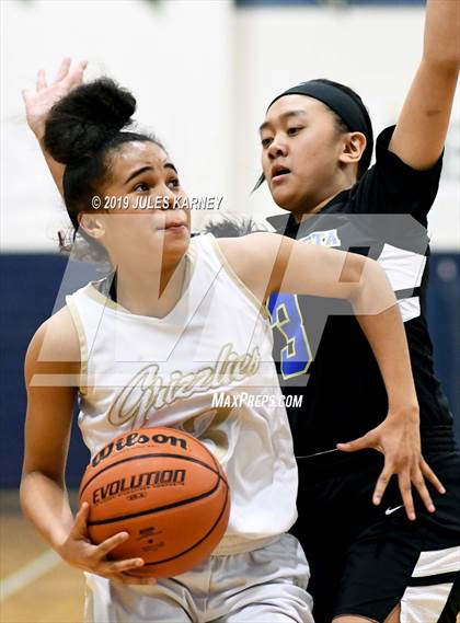 Thumbnail 1 in Sierra Vista vs Spring Valley photogallery.