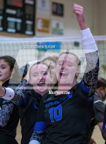 Thumbnail 2 in Gaston Day vs Caldwell Academy (NCISAA 2A State Championship) photogallery.