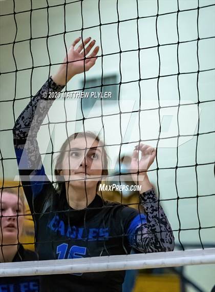 Thumbnail 2 in Gaston Day vs Caldwell Academy (NCISAA 2A State Championship) photogallery.