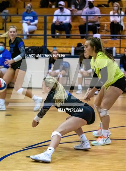 Thumbnail 3 in Gaston Day vs Caldwell Academy (NCISAA 2A State Championship) photogallery.