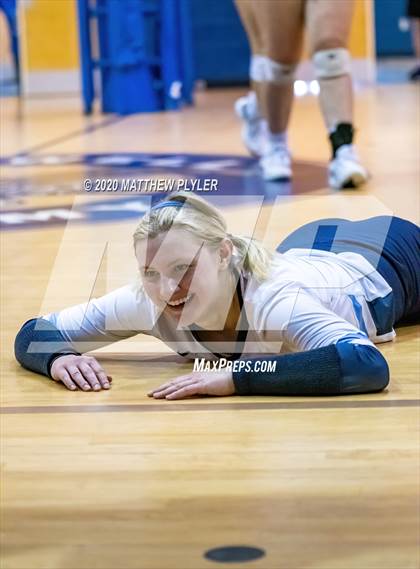 Thumbnail 1 in Gaston Day vs Caldwell Academy (NCISAA 2A State Championship) photogallery.