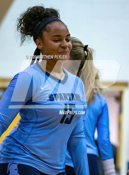 Thumbnail 3 in Gaston Day vs Caldwell Academy (NCISAA 2A State Championship) photogallery.