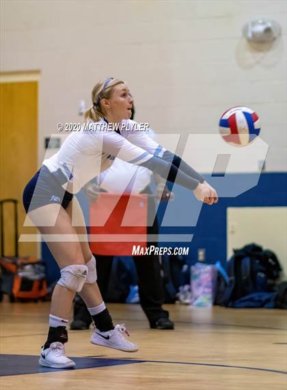 Thumbnail 2 in Gaston Day vs Caldwell Academy (NCISAA 2A State Championship) photogallery.