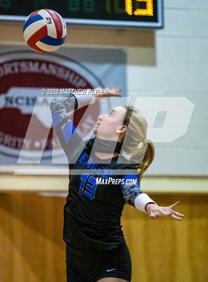Thumbnail 3 in Gaston Day vs Caldwell Academy (NCISAA 2A State Championship) photogallery.