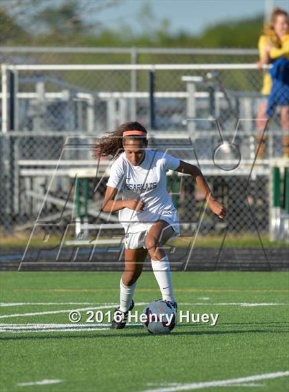 Thumbnail 3 in Klein vs Round Rock (UIL 6A Regional Quarterfinal) photogallery.
