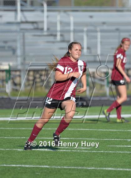 Thumbnail 1 in Klein vs Round Rock (UIL 6A Regional Quarterfinal) photogallery.
