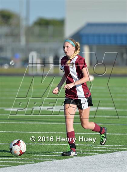 Thumbnail 2 in Klein vs Round Rock (UIL 6A Regional Quarterfinal) photogallery.