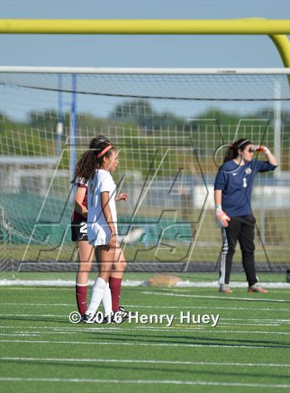 Thumbnail 3 in Klein vs Round Rock (UIL 6A Regional Quarterfinal) photogallery.