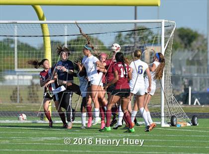 Thumbnail 3 in Klein vs Round Rock (UIL 6A Regional Quarterfinal) photogallery.