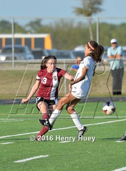 Thumbnail 2 in Klein vs Round Rock (UIL 6A Regional Quarterfinal) photogallery.