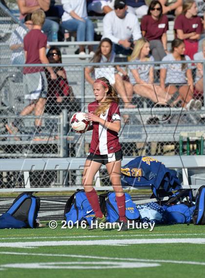 Thumbnail 3 in Klein vs Round Rock (UIL 6A Regional Quarterfinal) photogallery.