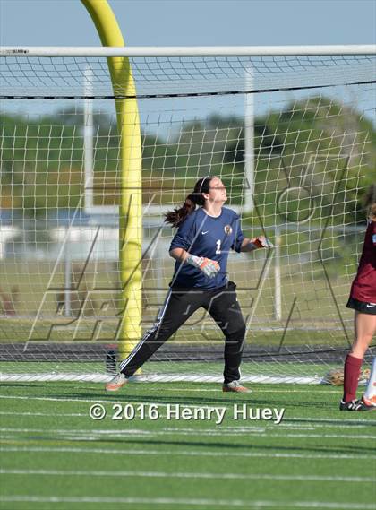 Thumbnail 1 in Klein vs Round Rock (UIL 6A Regional Quarterfinal) photogallery.