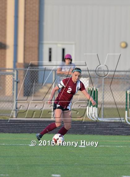 Thumbnail 1 in Klein vs Round Rock (UIL 6A Regional Quarterfinal) photogallery.