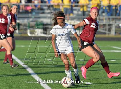Thumbnail 2 in Klein vs Round Rock (UIL 6A Regional Quarterfinal) photogallery.