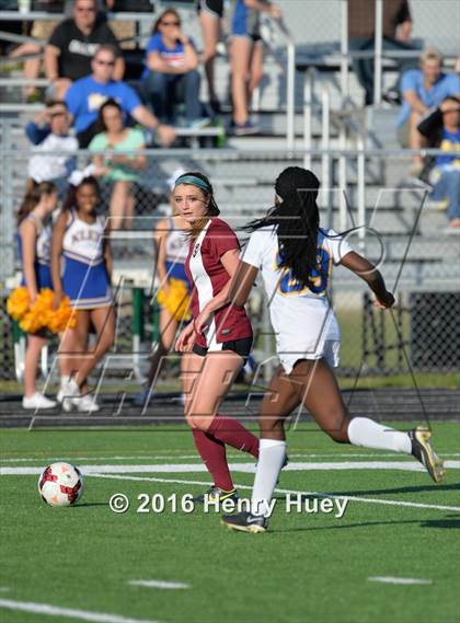 Thumbnail 1 in Klein vs Round Rock (UIL 6A Regional Quarterfinal) photogallery.