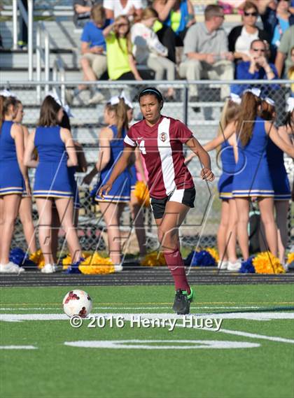 Thumbnail 1 in Klein vs Round Rock (UIL 6A Regional Quarterfinal) photogallery.