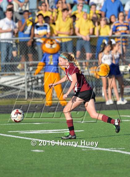 Thumbnail 1 in Klein vs Round Rock (UIL 6A Regional Quarterfinal) photogallery.