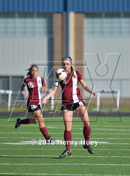 Thumbnail 3 in Klein vs Round Rock (UIL 6A Regional Quarterfinal) photogallery.