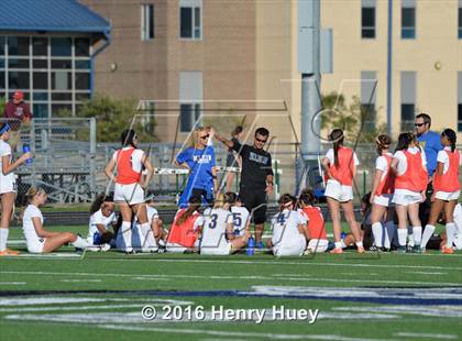 Thumbnail 3 in Klein vs Round Rock (UIL 6A Regional Quarterfinal) photogallery.