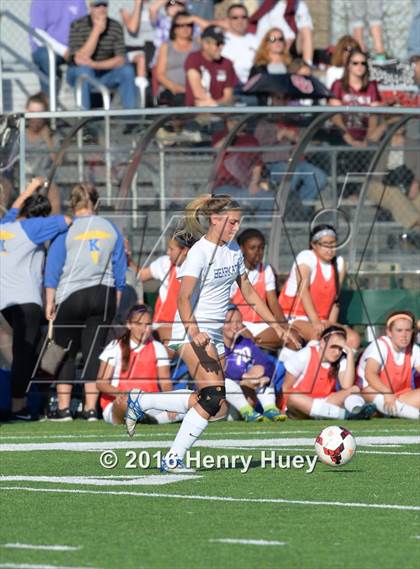 Thumbnail 3 in Klein vs Round Rock (UIL 6A Regional Quarterfinal) photogallery.