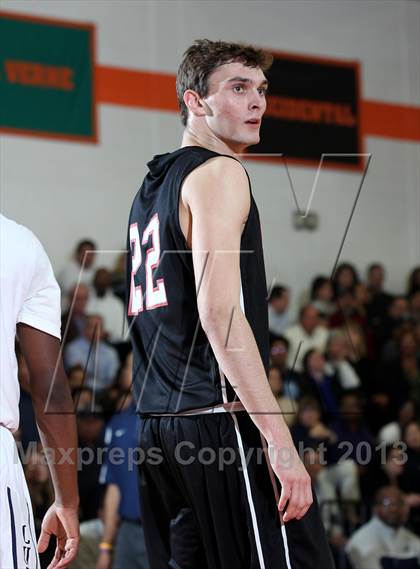 Thumbnail 2 in Harvard-Westlake @ Loyola photogallery.