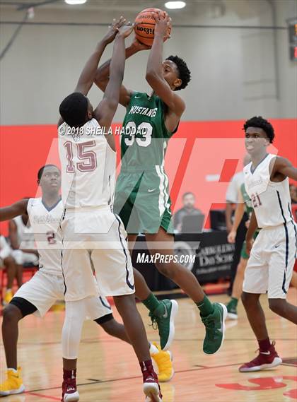 Thumbnail 3 in Lakewood Ranch v Pebblebrook (Prep Hoops Sun Bash) photogallery.