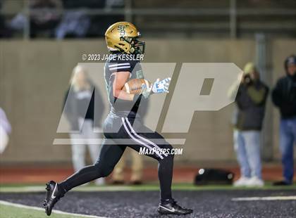 Thumbnail 3 in Warren vs. St. Bonaventure (CIF-SS D3 Final) photogallery.