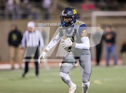 Thumbnail 1 in Warren vs. St. Bonaventure (CIF-SS D3 Final) photogallery.