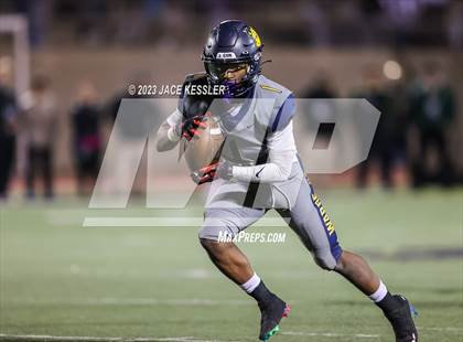 Thumbnail 2 in Warren vs. St. Bonaventure (CIF-SS D3 Final) photogallery.